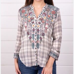 Raquel Plaid Button-Down 3/4-Sleeve Blouse w/ Embroidery size M